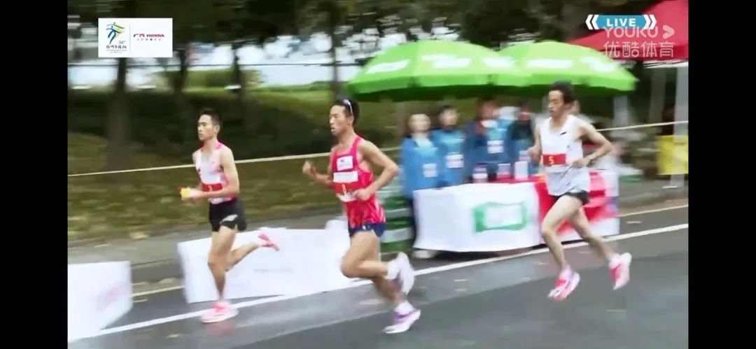 2020杭州马拉松|粟国雄打破国内赛道纪录强势夺冠