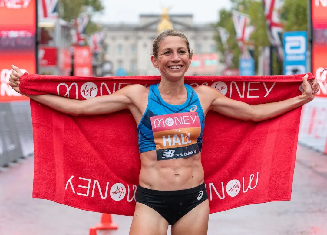 37岁的逆袭 Sara Hall的伦敦马拉松决胜之路