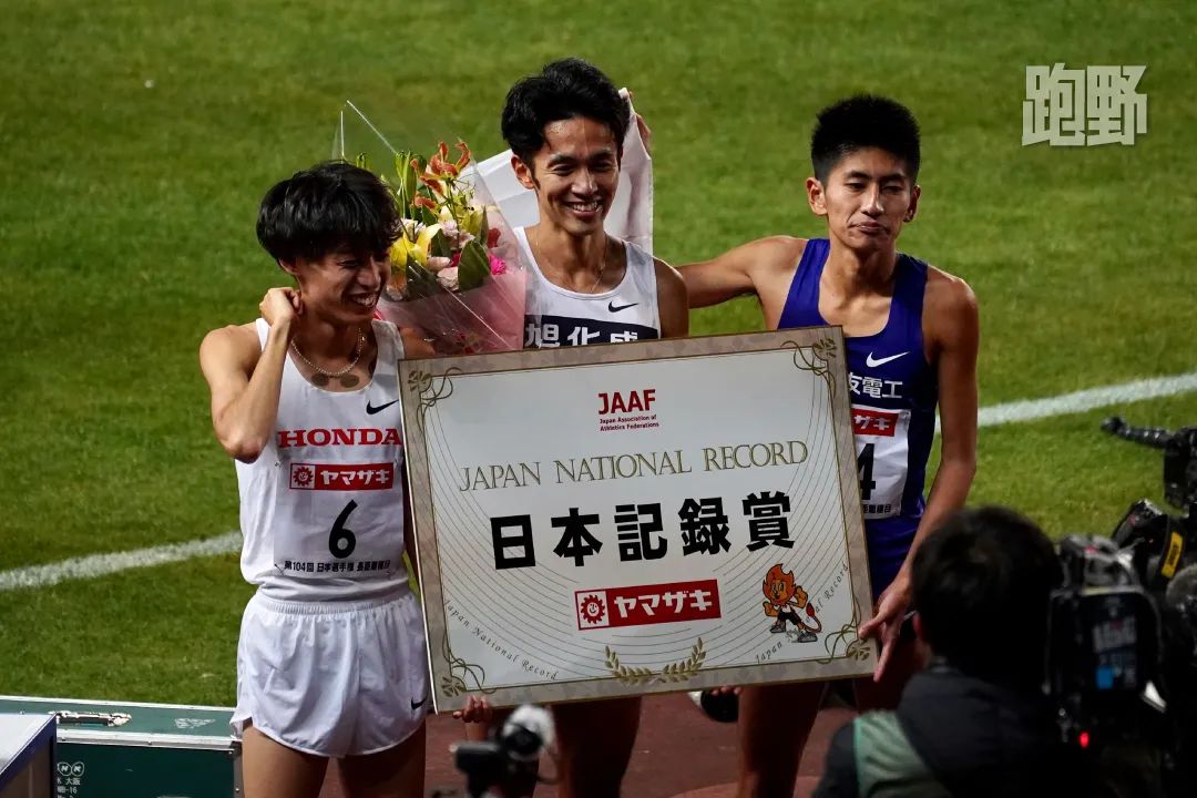 他们更强了！相泽晃、新谷仁美分别打破日本男女万米纪录！