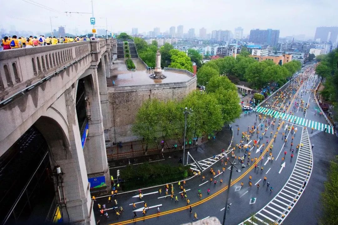 2019年武汉马拉松于4月14日开赛，报名时间或将在月底