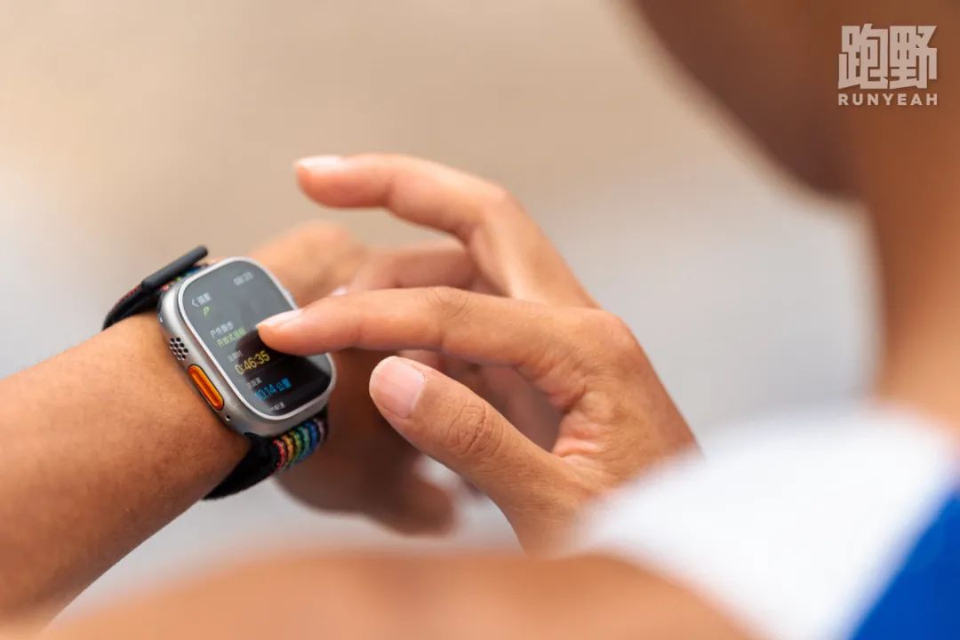 装备｜最懂苹果的跑者是如何评价新一代的 Apple Watch Ultra ？