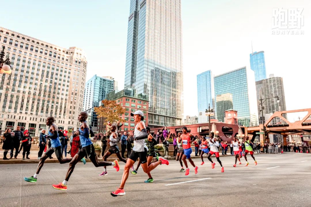 装备｜芝加哥马拉松前三名跑鞋：adidas 扳回一城，Nike 与世界纪录失之交臂