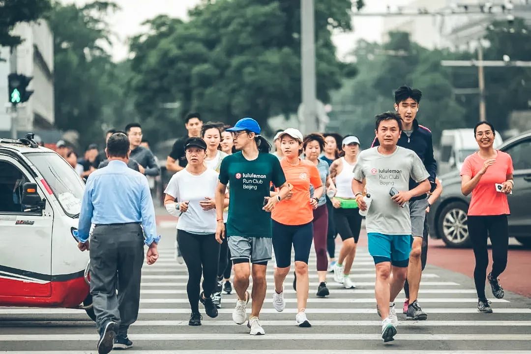 人物｜毛大庆：从创业者到跑圈明星 在跑步中开启的第二人生